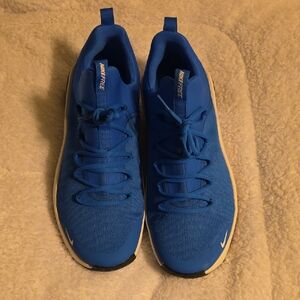 Nike Men's Athletic Shoes in Blue and White
